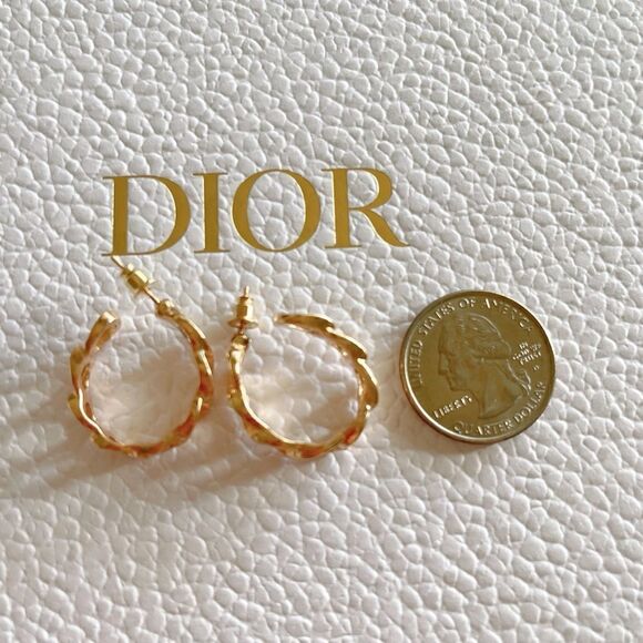 Gold Hoop Chain Earrings - Picture 5 of 5